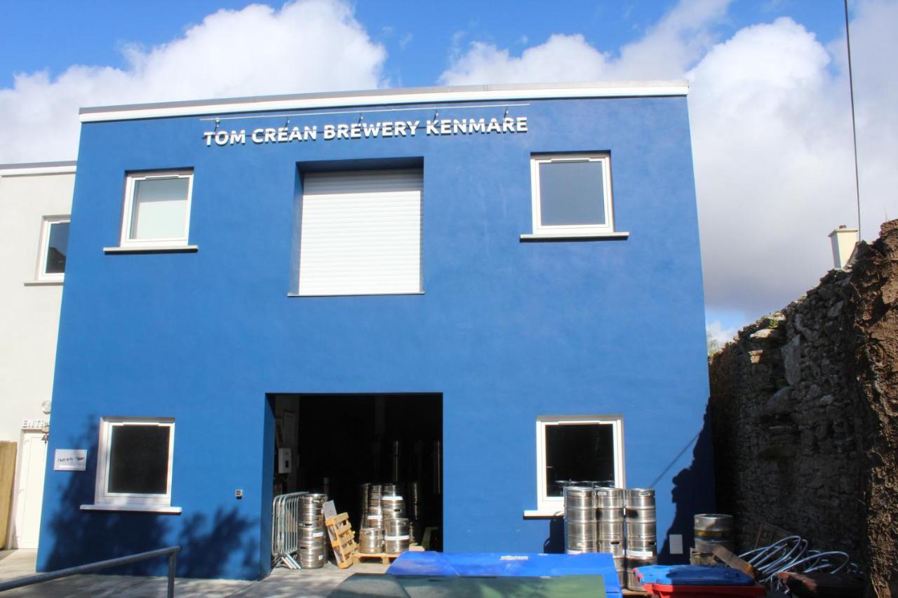 Tom Crean Base Camp - Food Drink Bed Hotel Kenmare Exterior foto