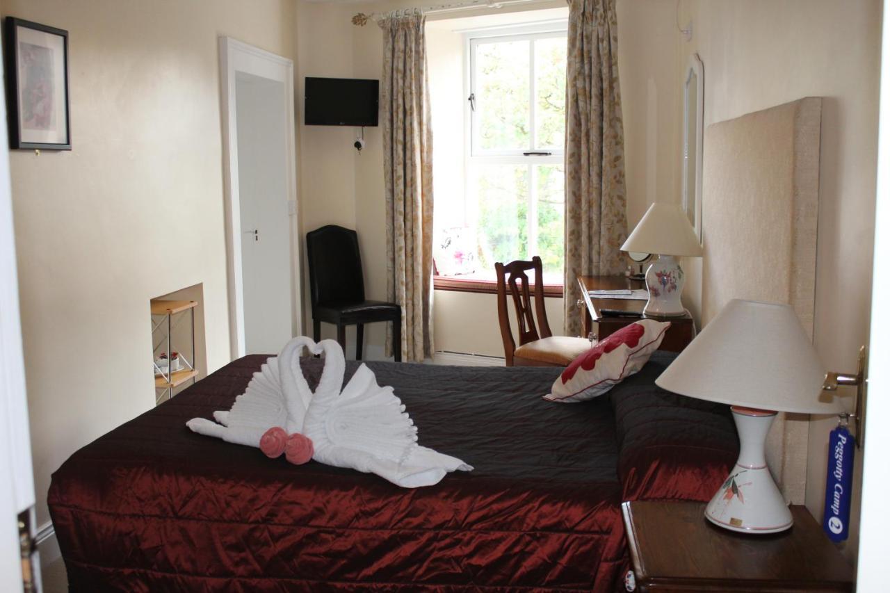 Tom Crean Base Camp - Food Drink Bed Hotel Kenmare Exterior foto